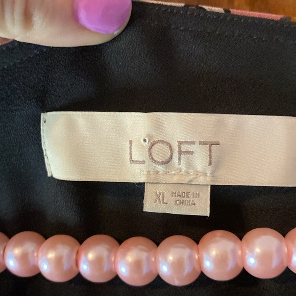 Beautiful Loft midi dress with sheer tiered half sleeves and floral print 😍😍 - Picture 5 of 11